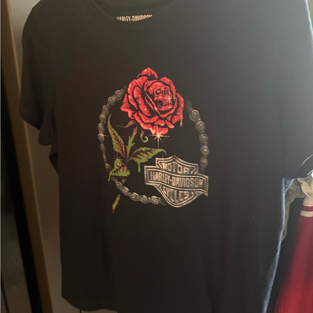 Harley-Davidson Black Top with Red Rose Design